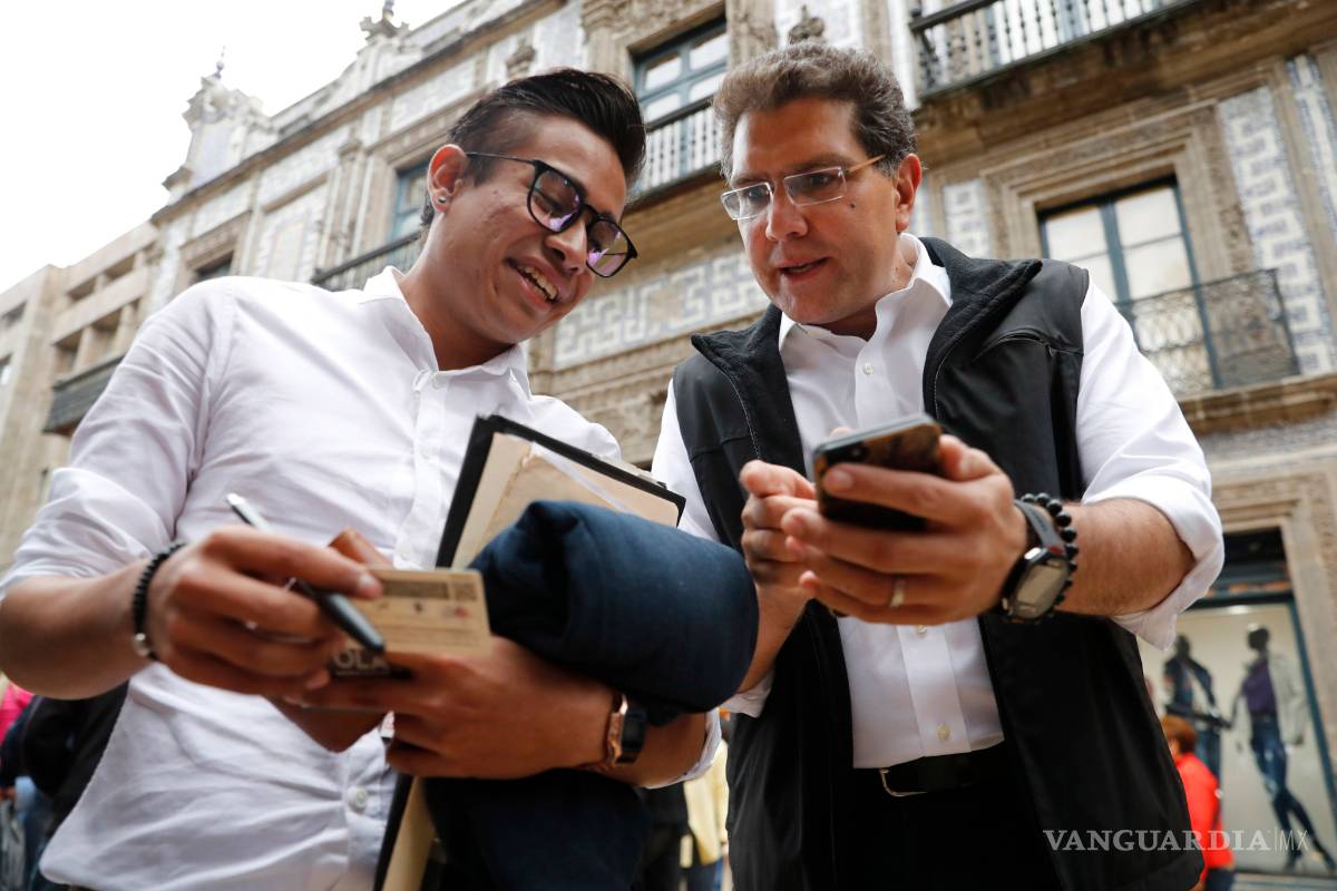 La gente quiere que la política la haga vibrar: Ríos Piter