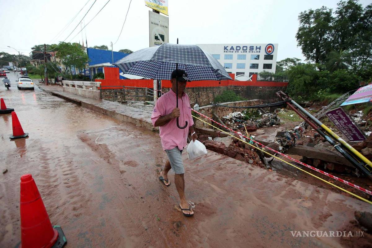 $!Fuerte tormenta golpea Paraguay: deja dos muertos