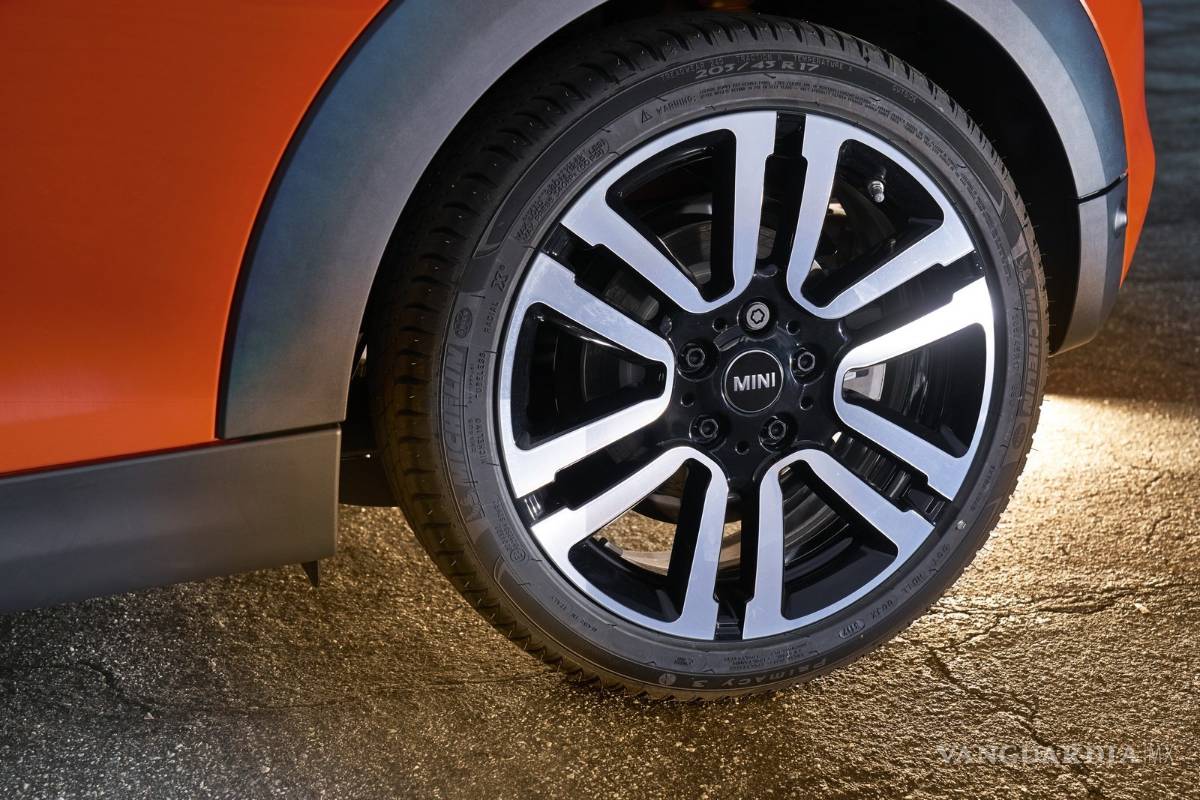 $!¿Quieres el MINI Cooper 2019?, checa precios, versiones y equipamiento en México