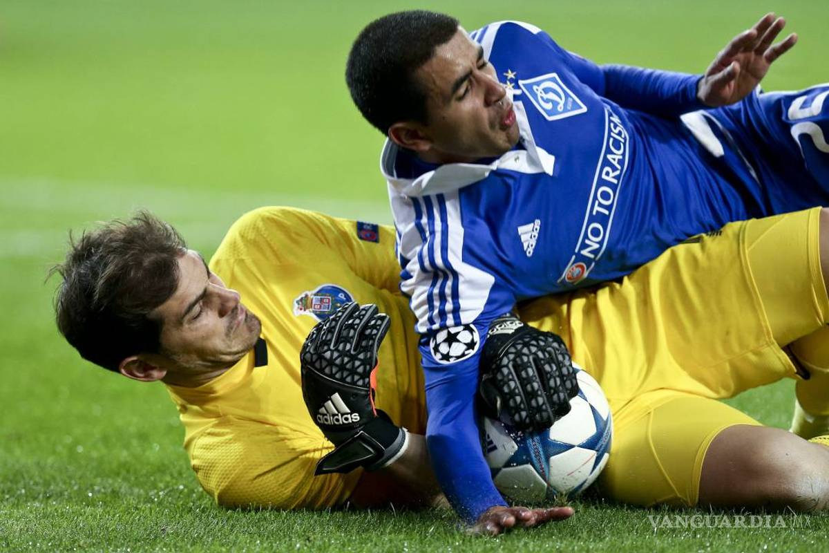 Íker Casillas no descarta jugar en EU