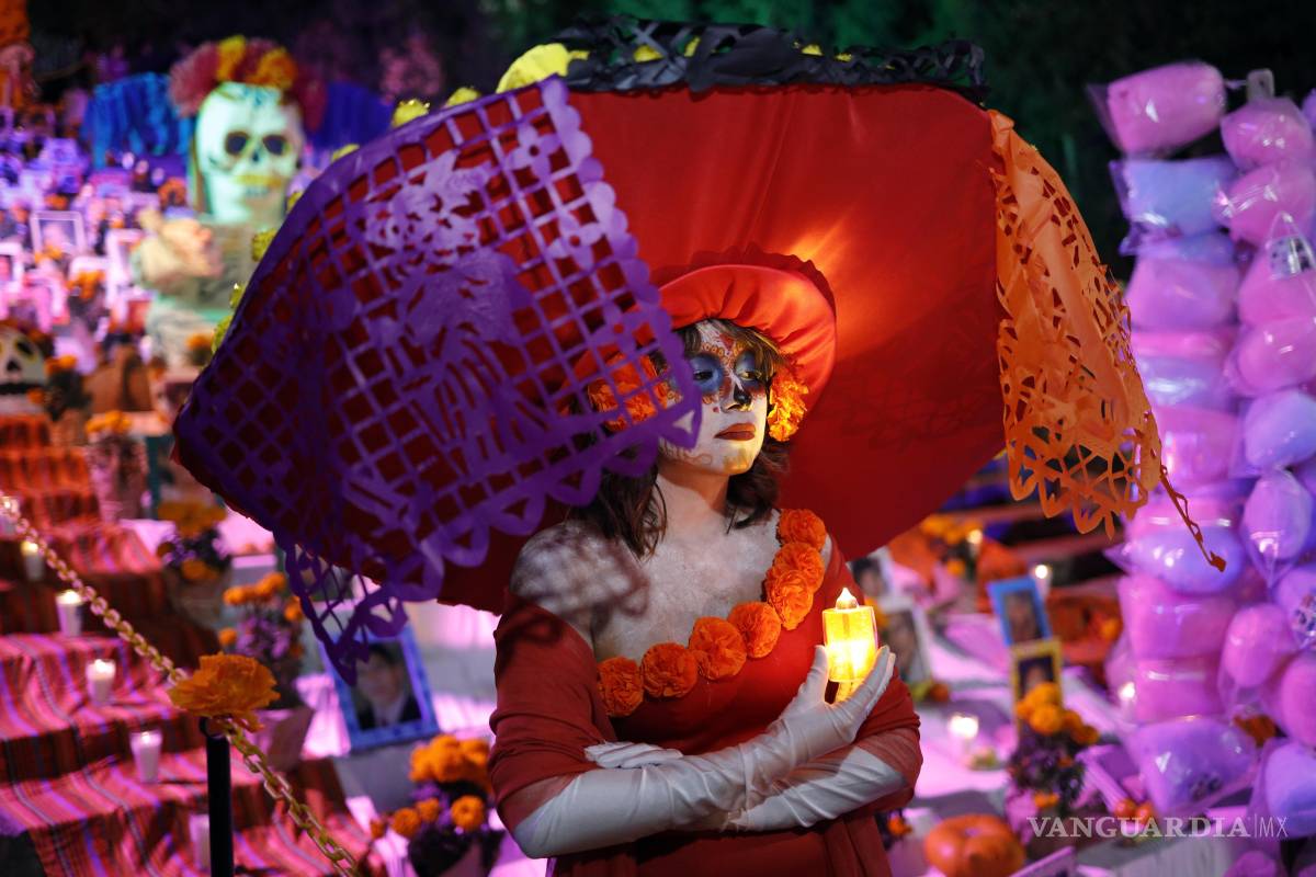 De recuerdo de muertos a gozo con gloriosos