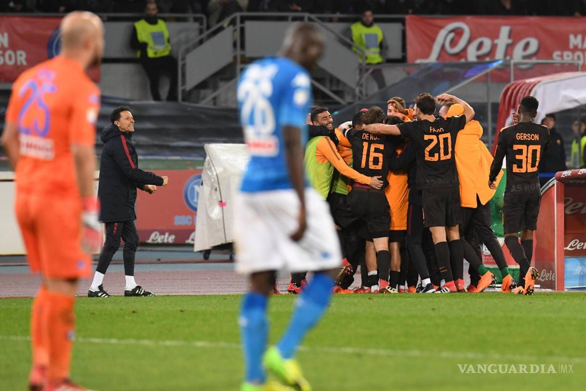 Aulla La Loba, le pega Roma al Napoli de visita