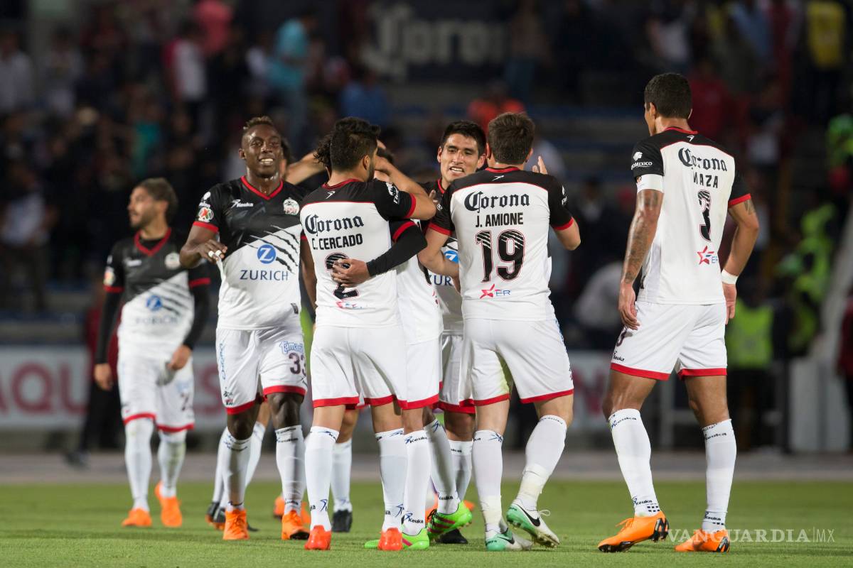 Andan muy chistocitos, se burla Puebla del tercer uniforme de Lobos BUAP