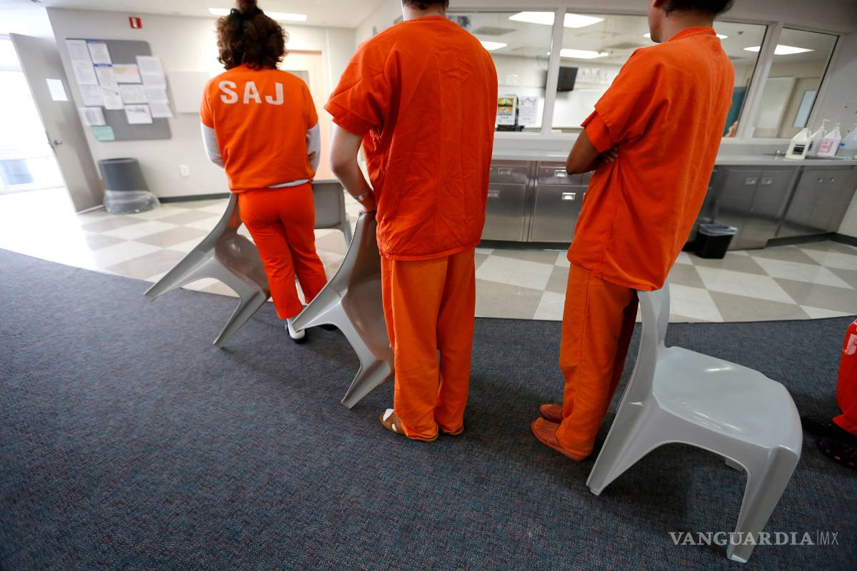 Migrantes transgénero fueron atacadas sexualmente durante detención en EU, revela HRW