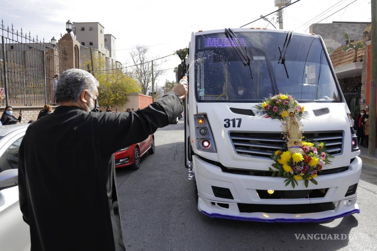 $!Peregrinación de Transportistas en el Santuario de la virgen, como parte de los festejos por la celebración del 12 de diciembre.
