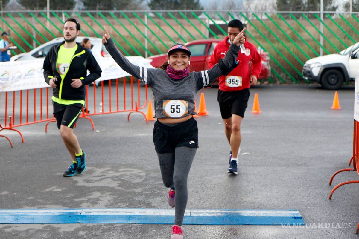 Corredores saltillenses se activan con prueba de 10 y 5K... y Así
