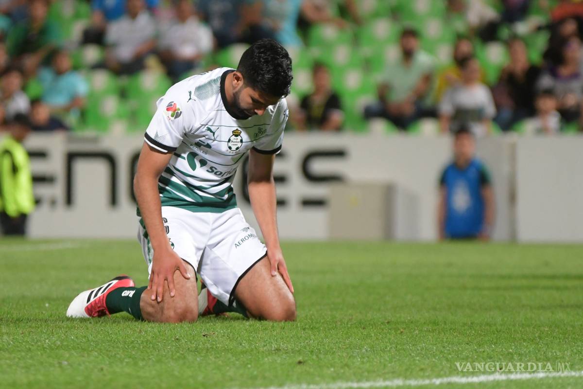 Baja sensible para Santos, Diego de Buen sufre parálisis facial