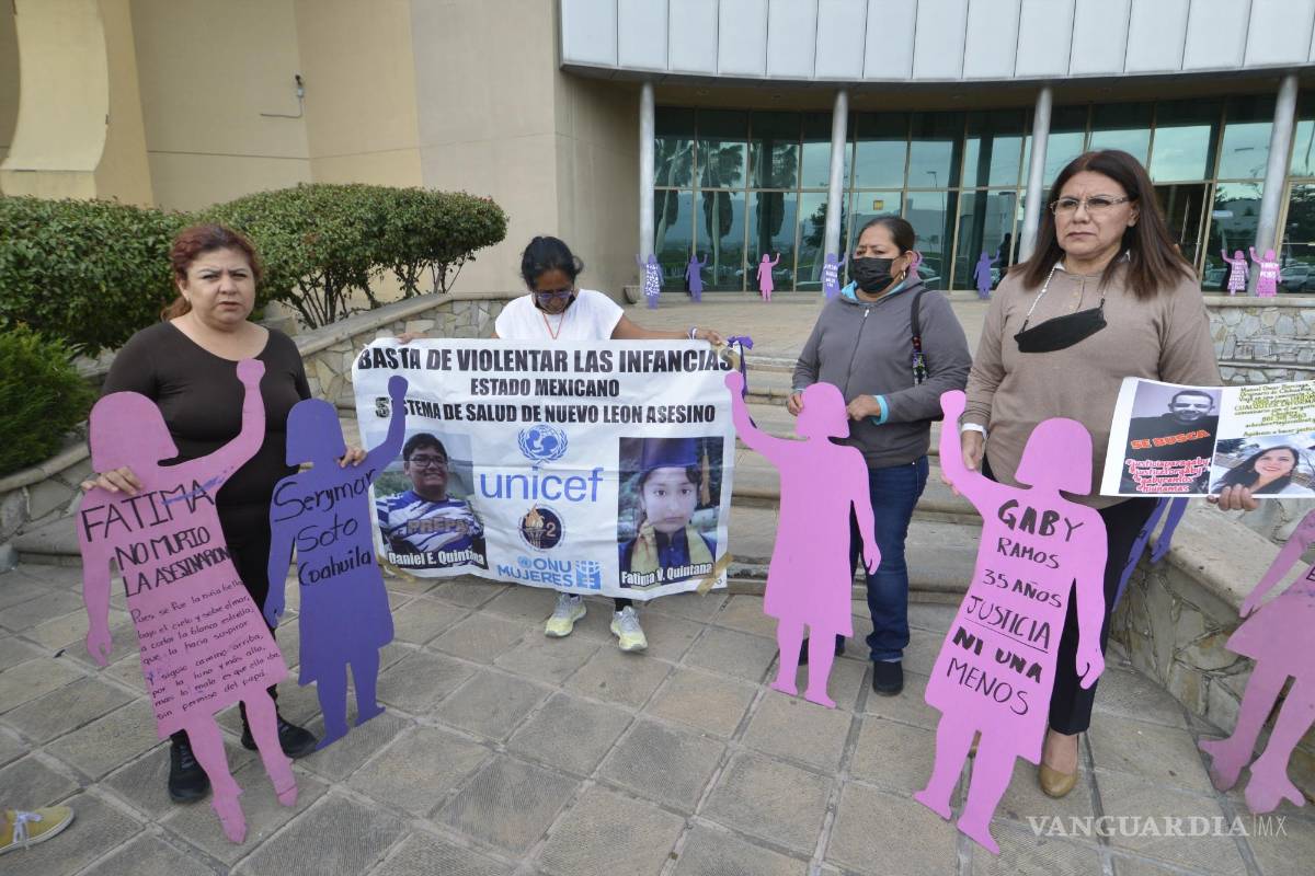 $!Las protestantes exigirán para todas las mujeres de México garantías de no repetición al igual que lo hicieron en la manifestación de Saltillo.