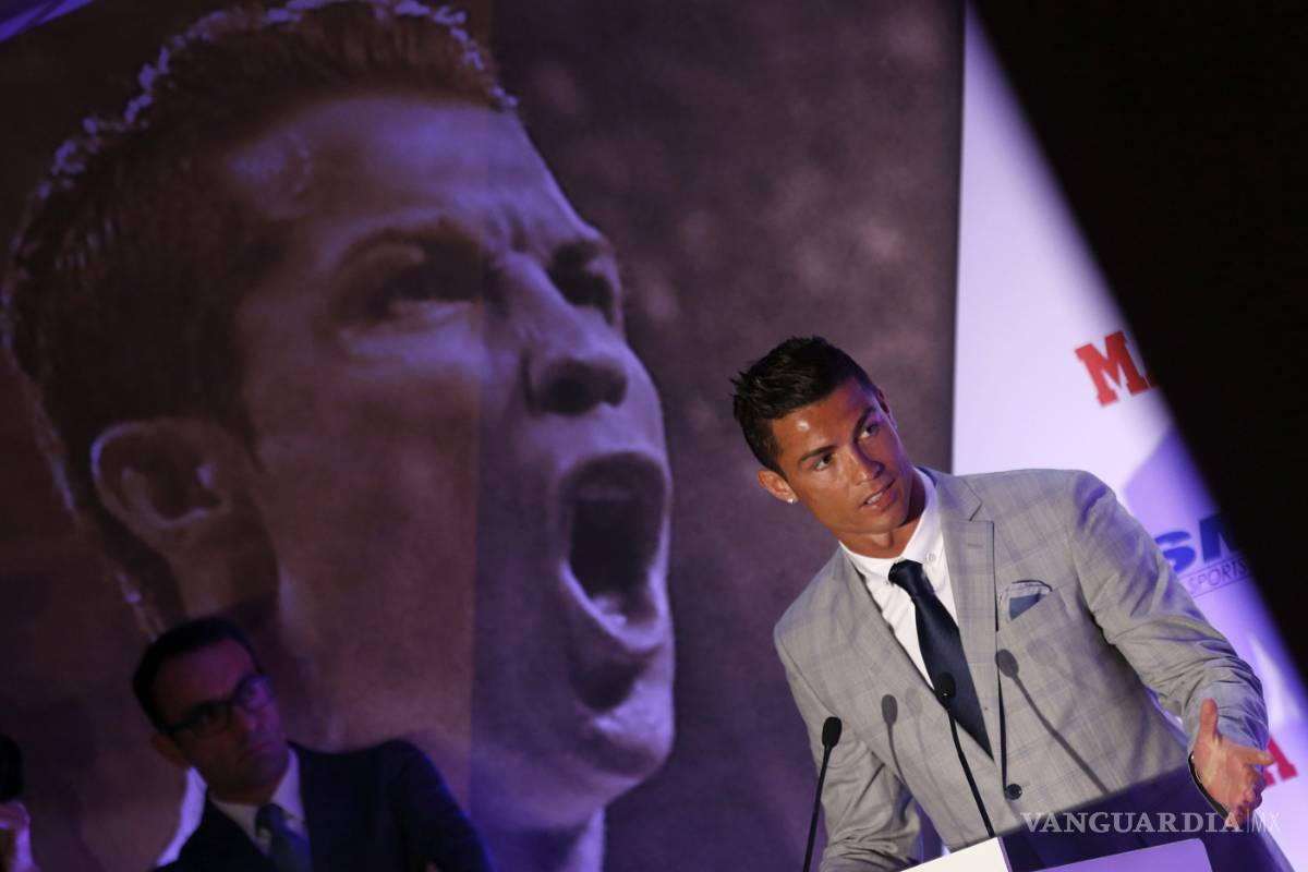 Cristiano Ronaldo hace historia, recibe su cuarta Bota de Oro