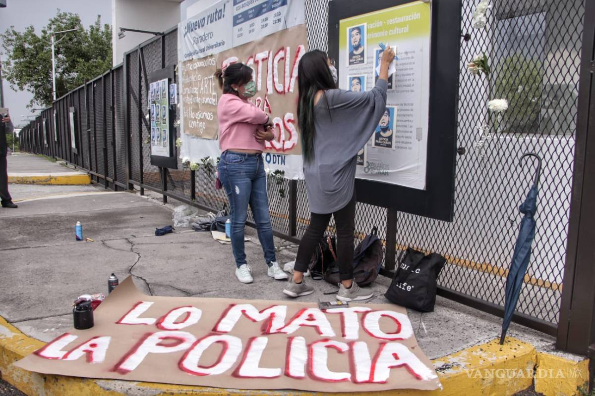 $!Egresado de la BUAP murió en separos de la policía, dicen que 'se suicidó'