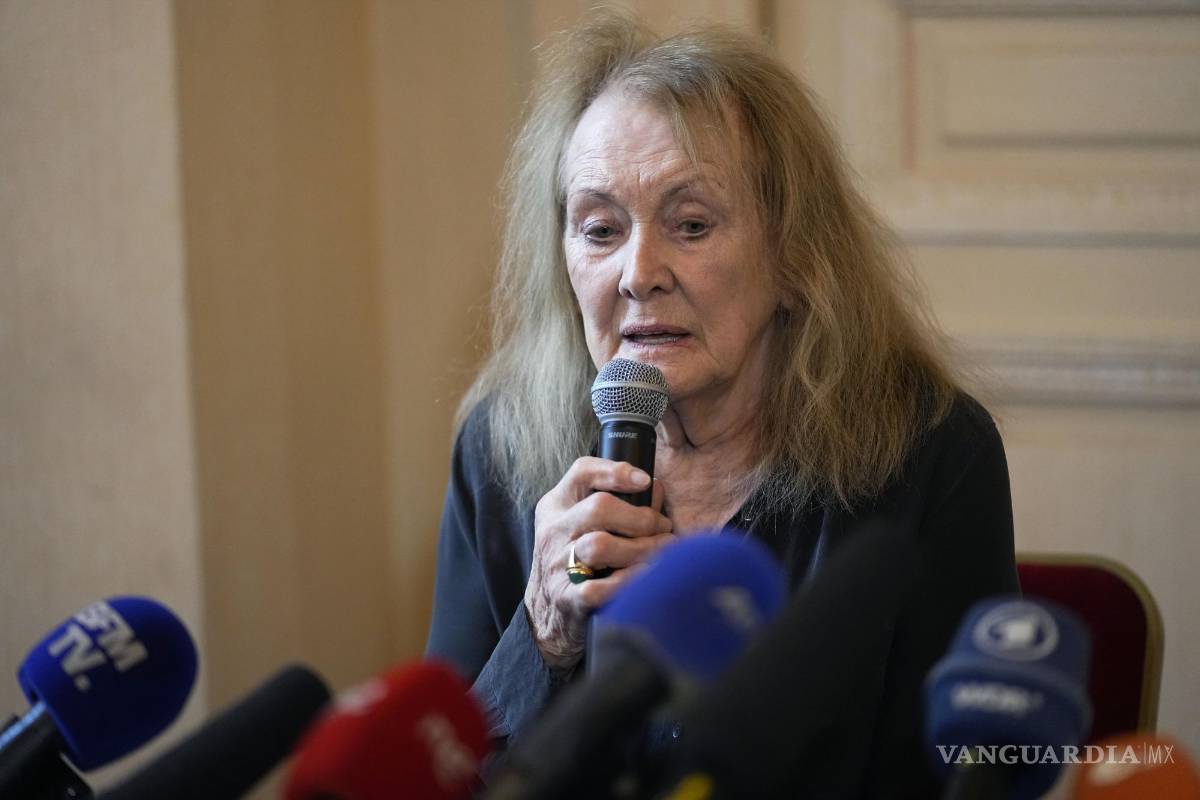 $!La autora francesa Annie Ernaux da una conferencia de prensa después de recibir el Premio Nobel de Literatura 2022, en París.