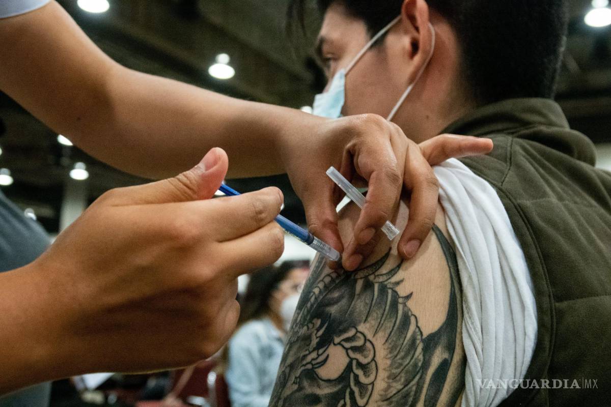 Niega AMLO la aplicación de una tercera dosis