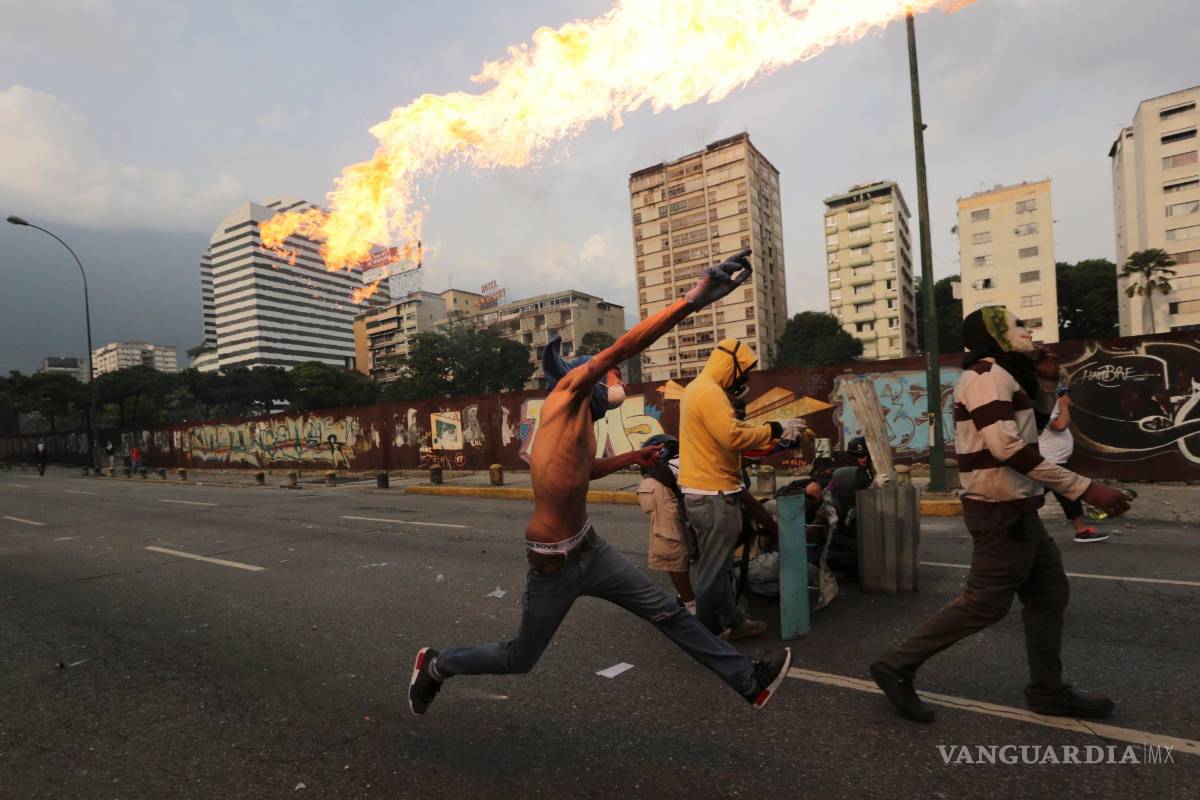 $!Sube a 21 la cifra de muertos tras protestas en Venezuela