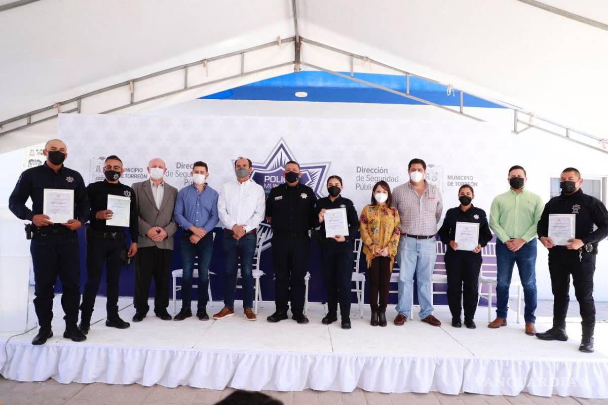 Consejo de Seguridad reconocen a elementos policíacos de Torreón por su labor social