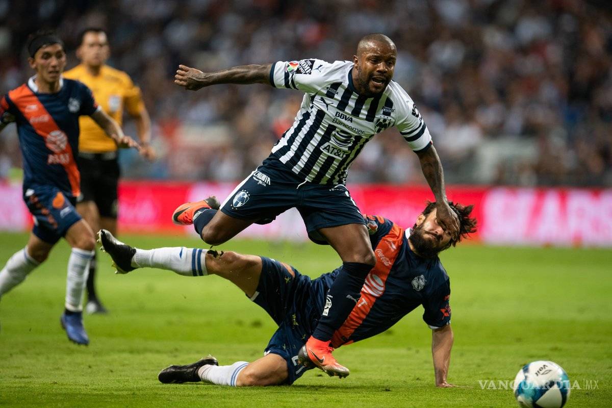 $!'Chelís' sigue teniendo un paso invicto con Puebla y la Franja le empata a Rayados en el Bancomer