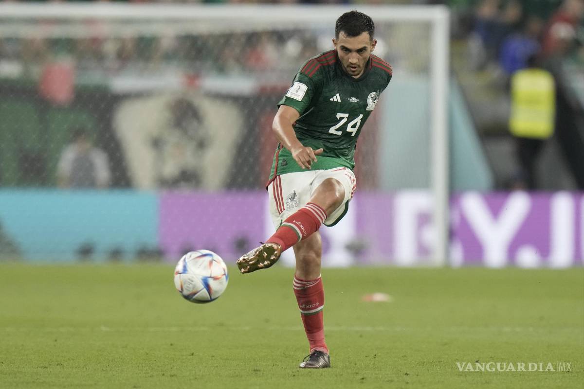 $!El mexicano Luis Chávez conquistó al mundo con su gol de tiro libre ante Arabia Saudita.