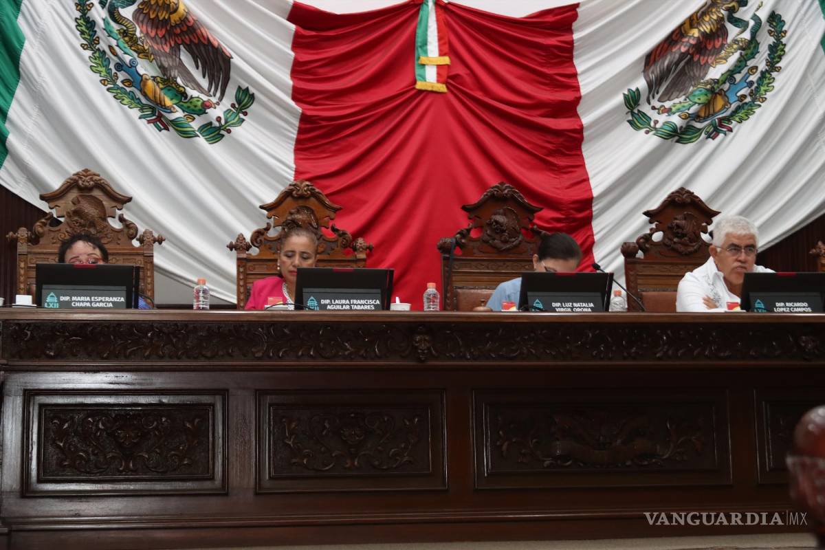 Proponen reforma para que alumnas falten a clase durante periodo menstrual en Coahuila