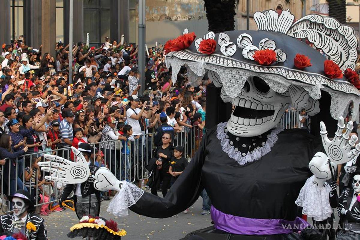 Los muertos toman calles de la Ciudad de México en un macrodesfile (fotos)