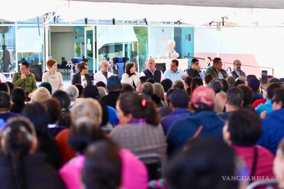 Entrega DIF en Torreón, sillas de ruedas y apoyos para municipios de La Laguna