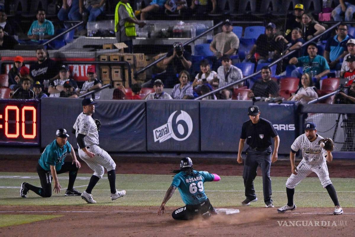 $!La Nave Verde intentó acelerar a fondo para recuperarse pero no lo pudieron conseguir ante el buen trabajo de los Sultanes de Monterrey.