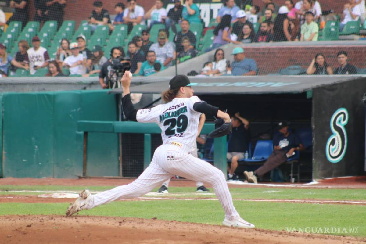 $!Los Saraperos de Saltillo no pudieron regresar nunca en el primer partido de la doble cartelera de este sábado en el Madero ante los Algodoneros de Unión Laguna.