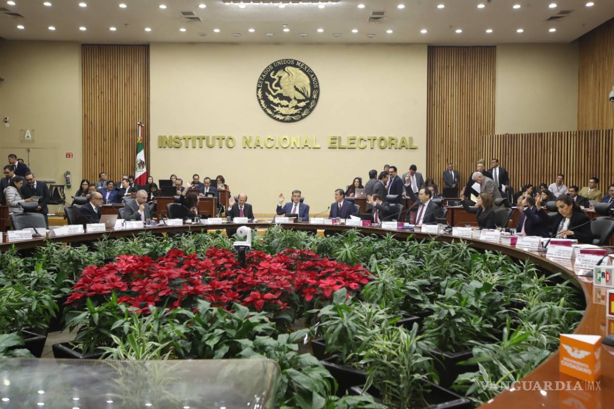 Preparan diputados sustitución de cuatro consejeros del INE