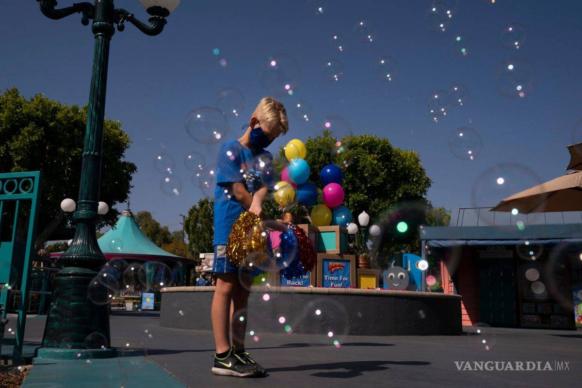 Jugo Naranja: No habrá tercera ola de covid en México