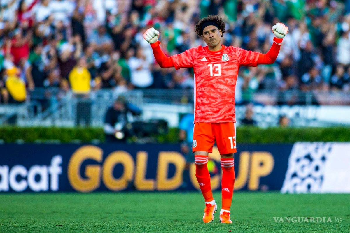 De quedarse en el Standard de Lieja, Guillermo Ochoa jugará la Europa League