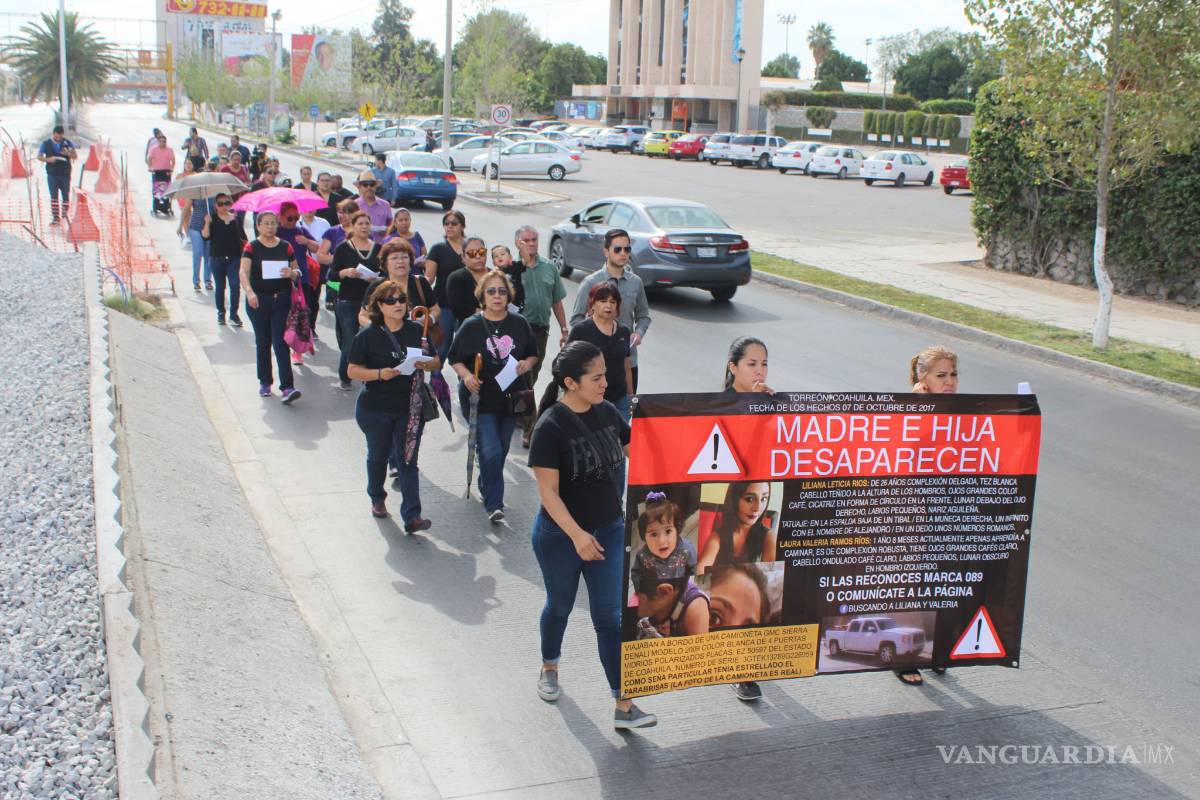 Marchan en Torreón exigen aparición de Liliana y Laura Valeria