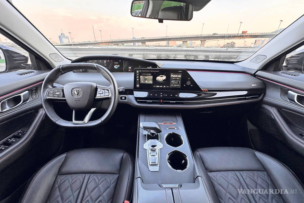 $!Su interior sorprende con una pantalla de 12.3”, sistema de audio Sony y cámaras 360° con funciones de grabación.