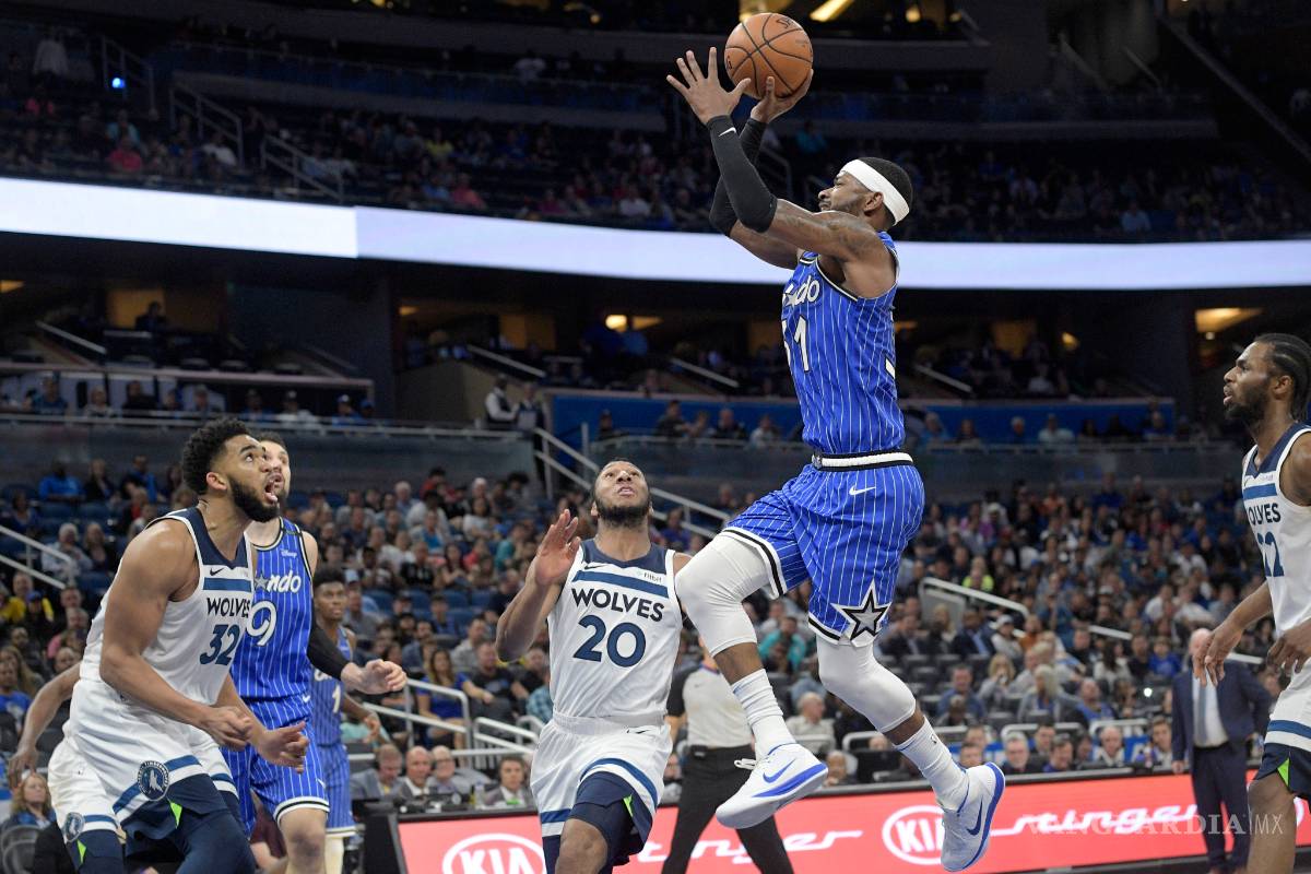 Seis triples del suplente Terrence Ross, y el Magic vence a los Timberwolves