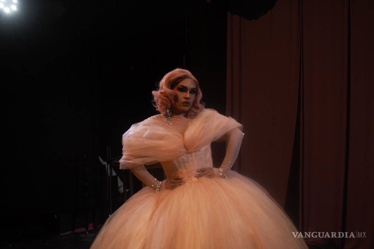 $!Jaden Lee con un vestido imitación al de Billie Ellish.