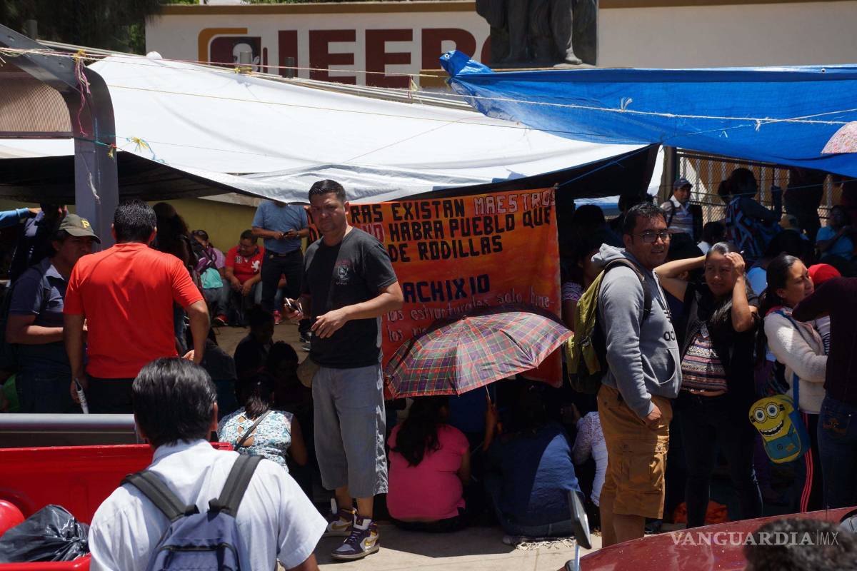 Llama Sección 22 del SNTE a protestar en el IEEPO