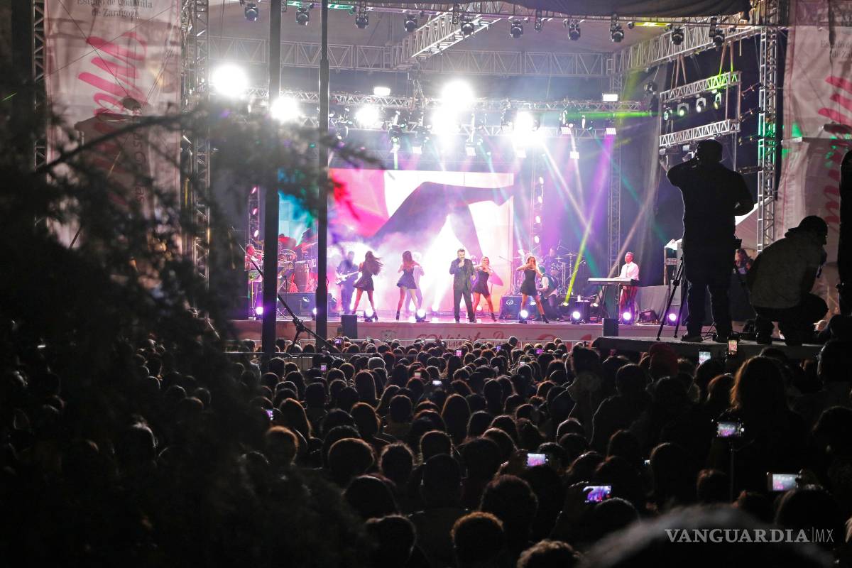 $!Festeja Mijares a todas las mamás de Saltillo