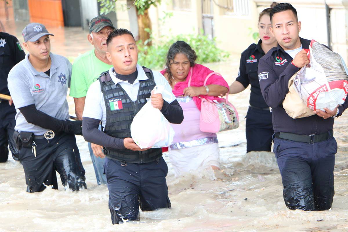 Piedras Negras podría declararse en emergencia por intensas lluvias y desbordamiento de arroyo