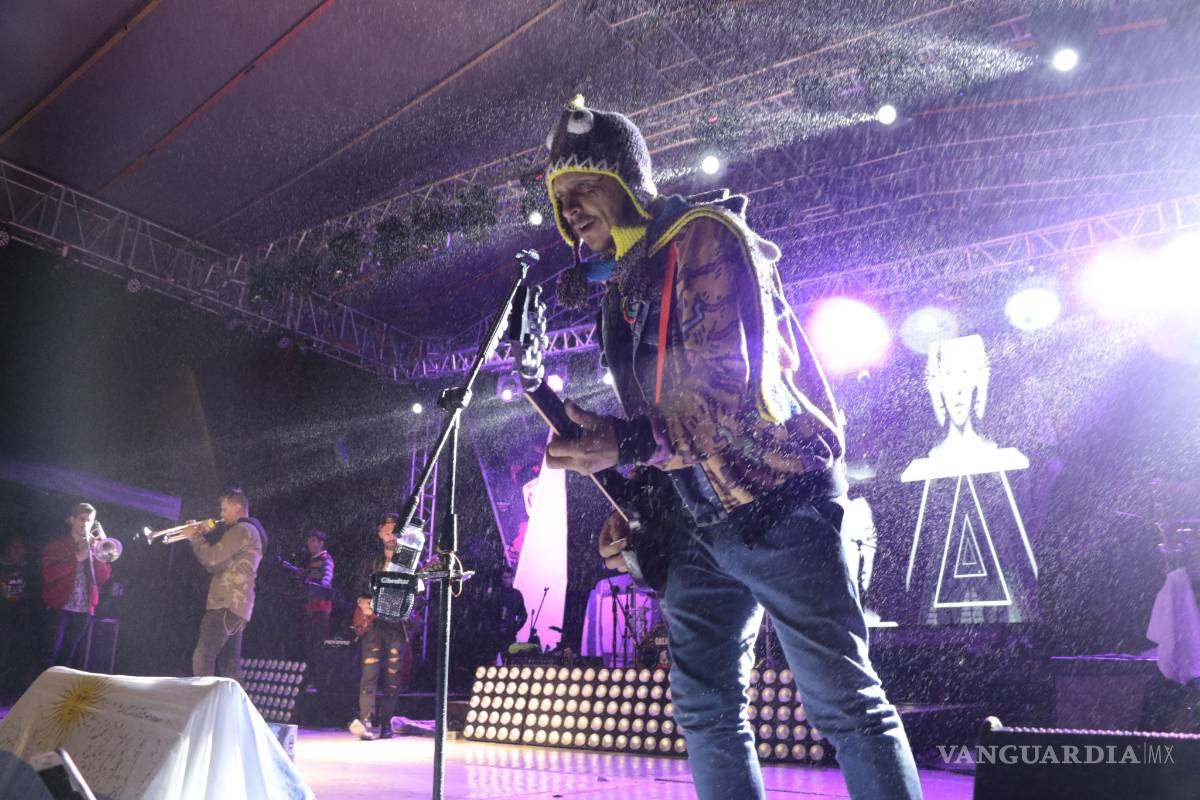 $!Caligaris ponen a bailar a Saltillo con su 'espíritu payaso'