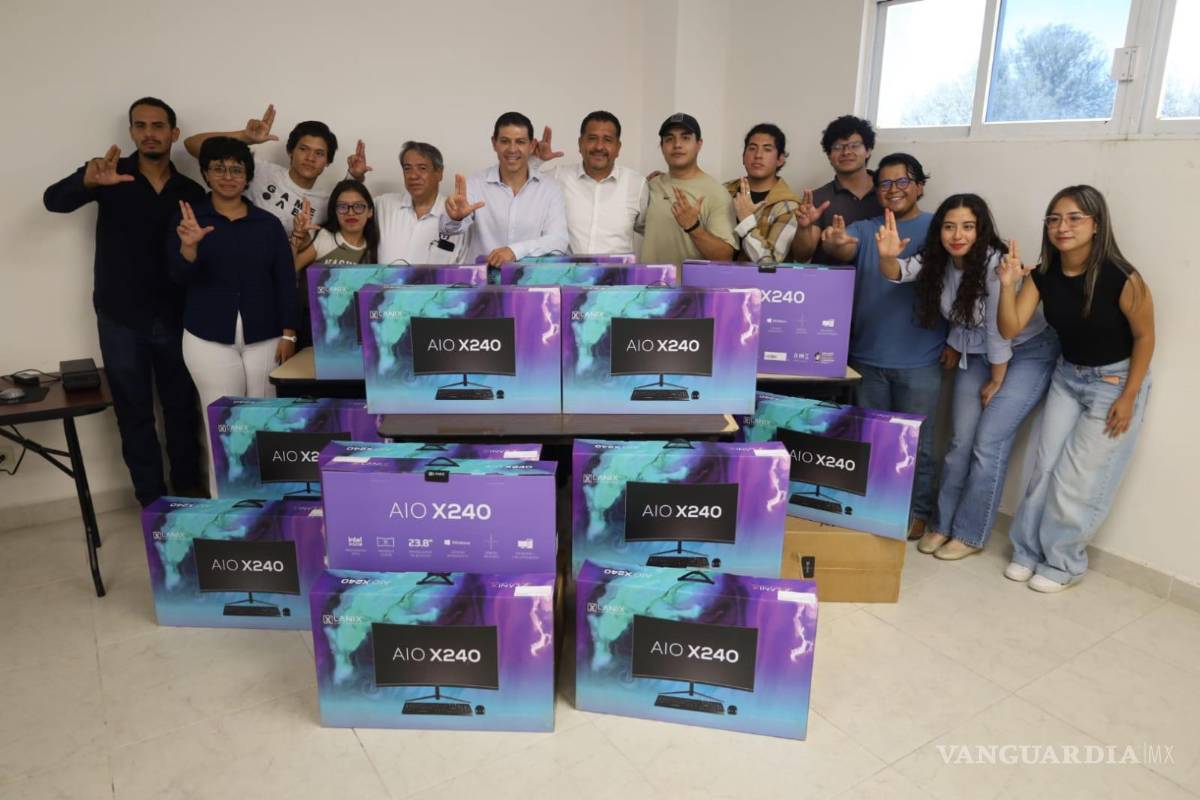 $!Entregan equipos de cómputo a la Facultad de Ingeniería Civil para fortalecer las herramientas tecnológicas de los estudiantes.