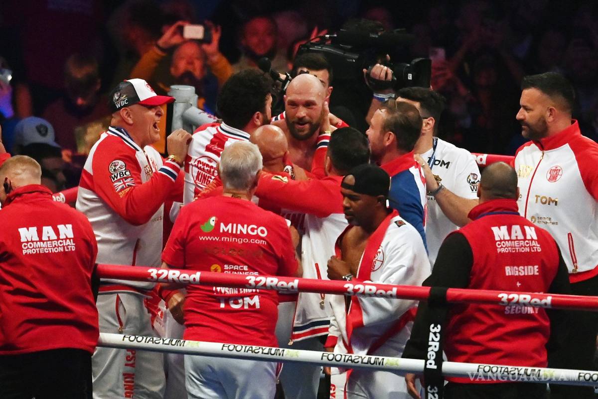 $!Celebración de Tyson Fury.