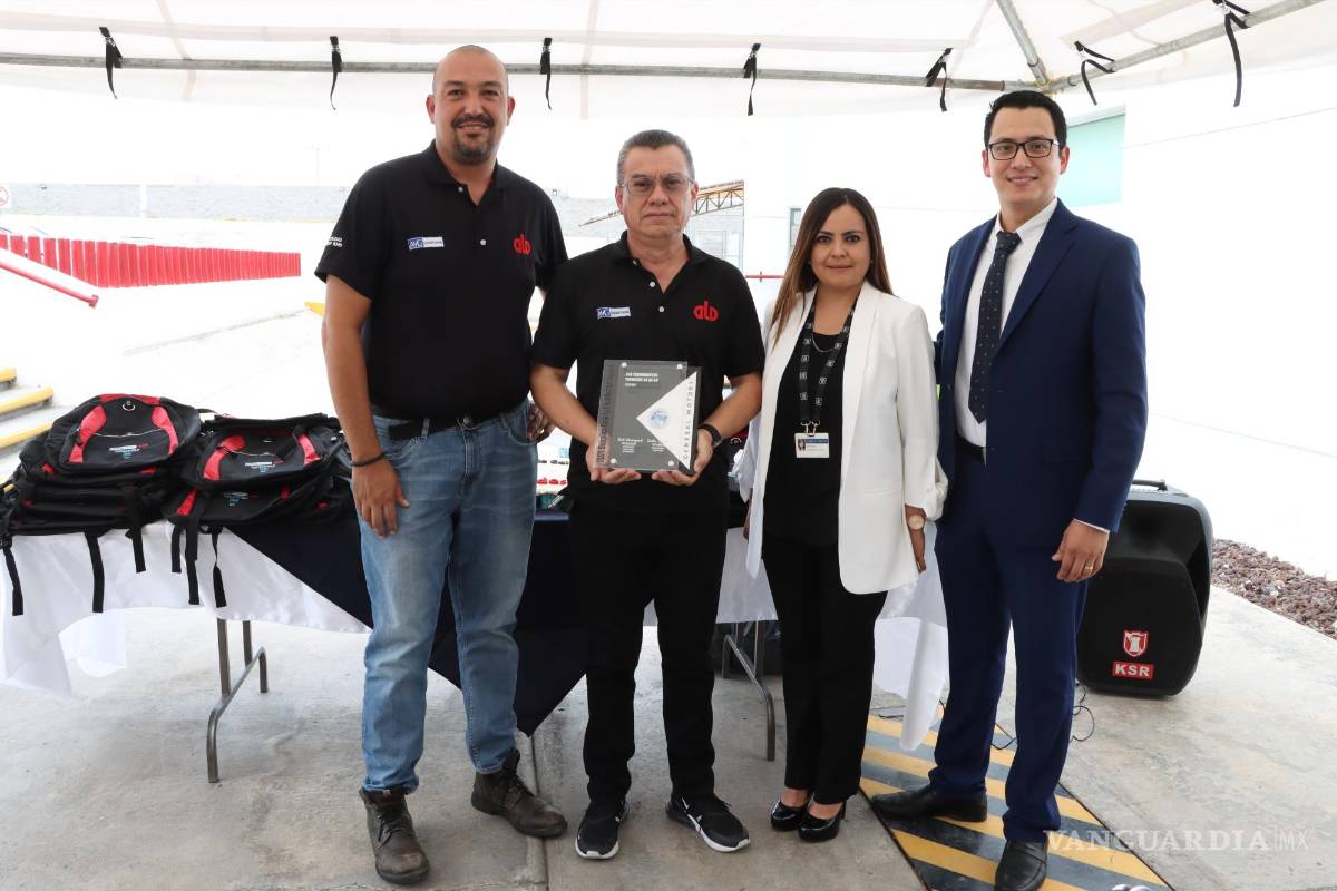 $!Jesús Calderón, vicepresidente de operaciones de ALD; Alfredo Rodríguez, gerente de calidad empresa ALD; Christian Gómez, ingeniero en calidad Proveedores y Adriana González, team líder de calidad de Proveedores GPS.