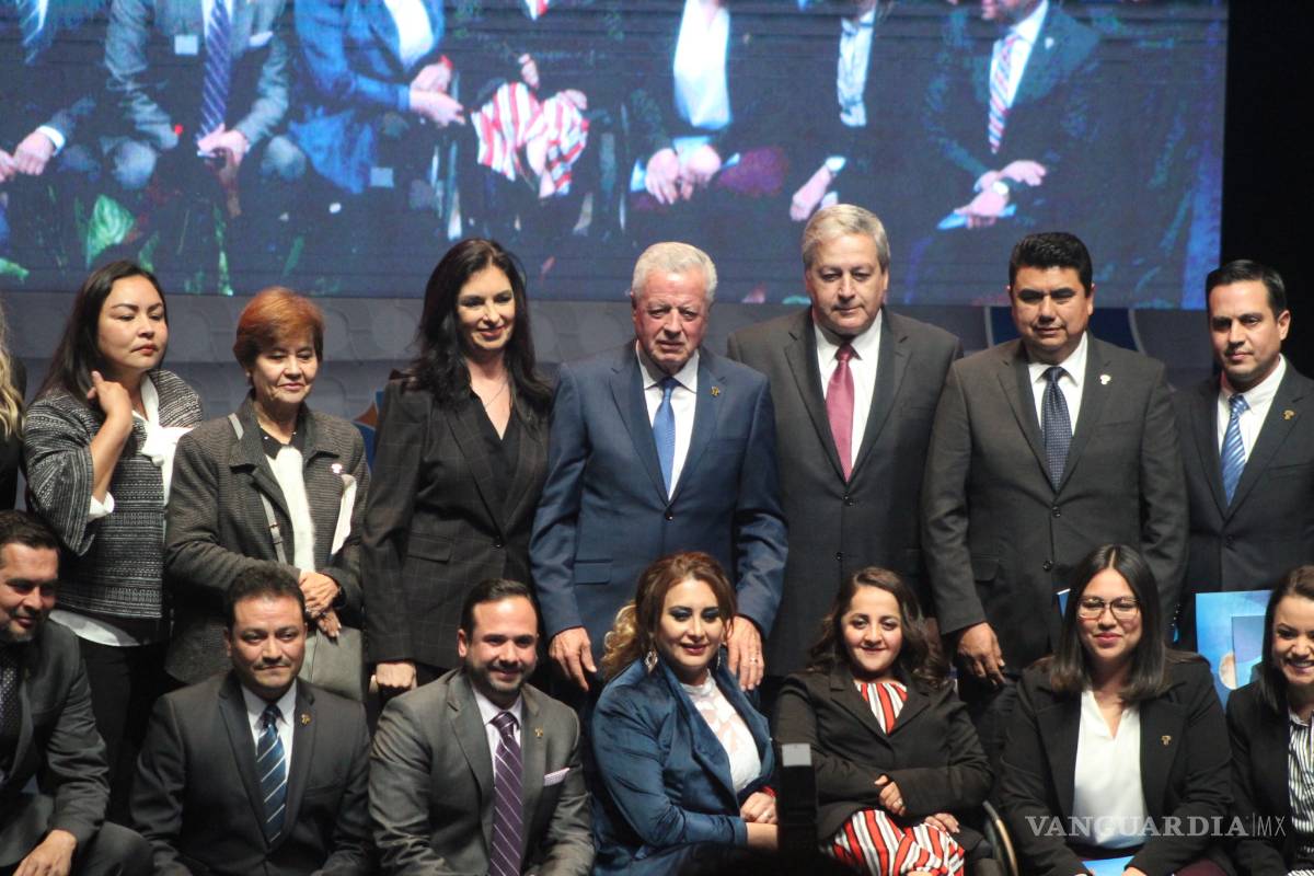 Jorge Zermeño presenta primer informe: presume servicios públicos, seguridad y rescate de áreas