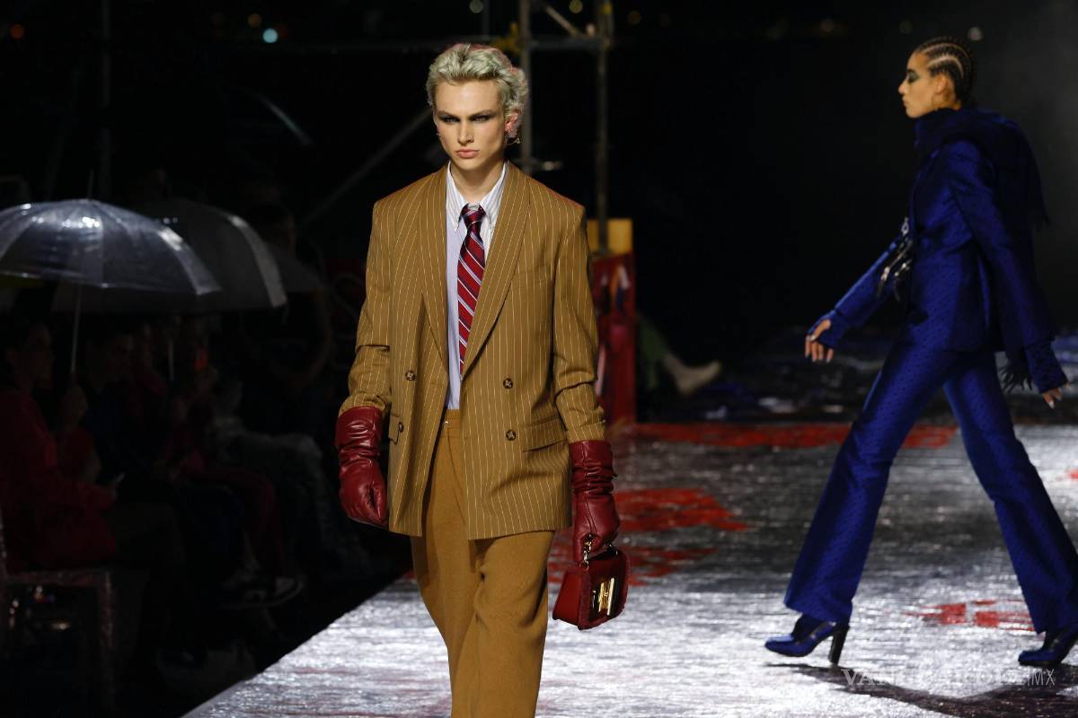 $!La colección Otoño 2022 de Tommy Hilfiger se modela durante la Semana de la Moda de Nueva York.
