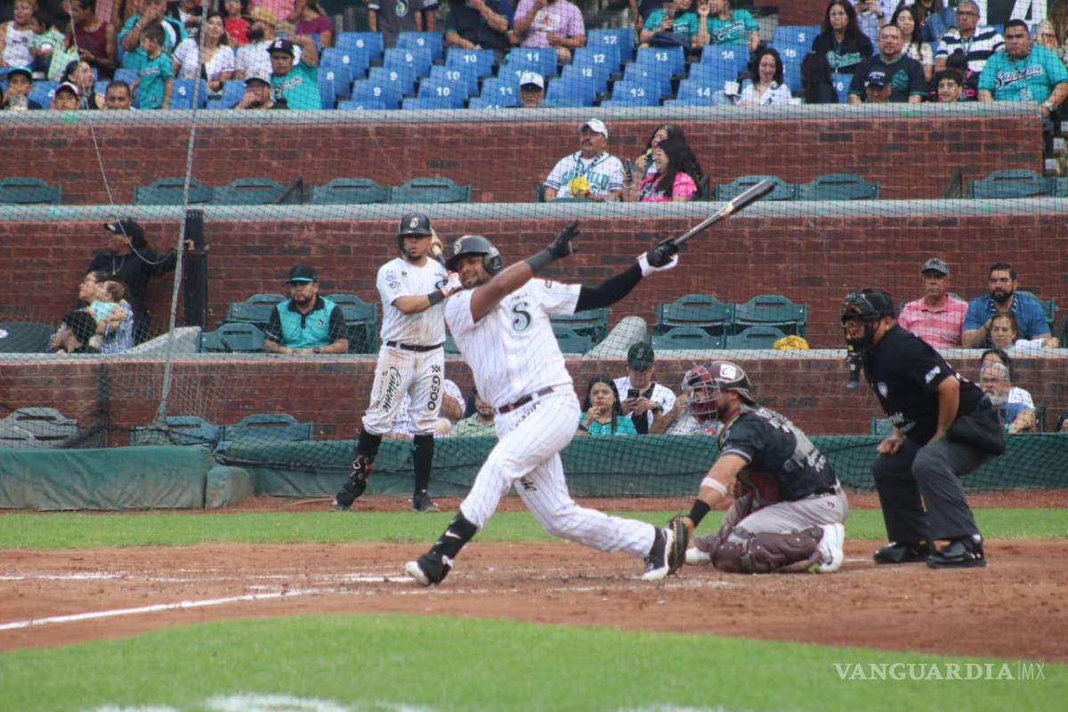 $!Los Saraperos de Saltillo no pudieron regresar nunca en el primer partido de la doble cartelera de este sábado en el Madero ante los Algodoneros de Unión Laguna.
