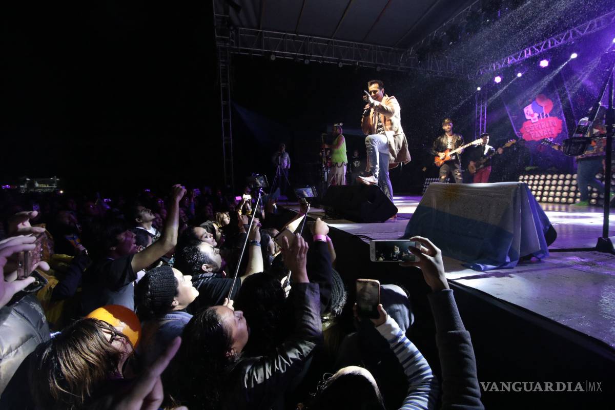 $!Caligaris ponen a bailar a Saltillo con su 'espíritu payaso'