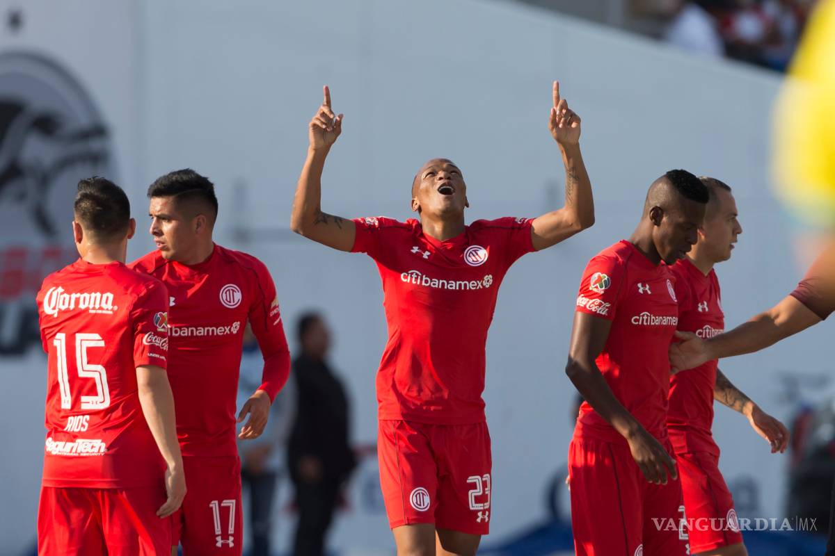 El Diablo condena a los Lobos