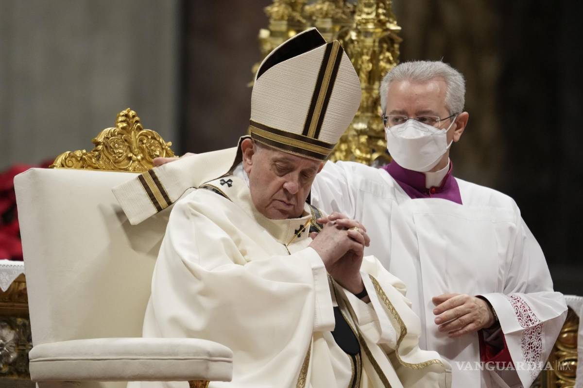 Regresan los bautizos a la Capilla Sixtina tras COVID; el papa Francisco celebra el sacramento de 16 años