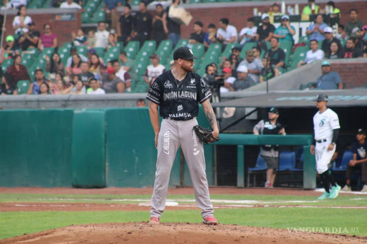 $!Los Saraperos de Saltillo no pudieron regresar nunca en el primer partido de la doble cartelera de este sábado en el Madero ante los Algodoneros de Unión Laguna.