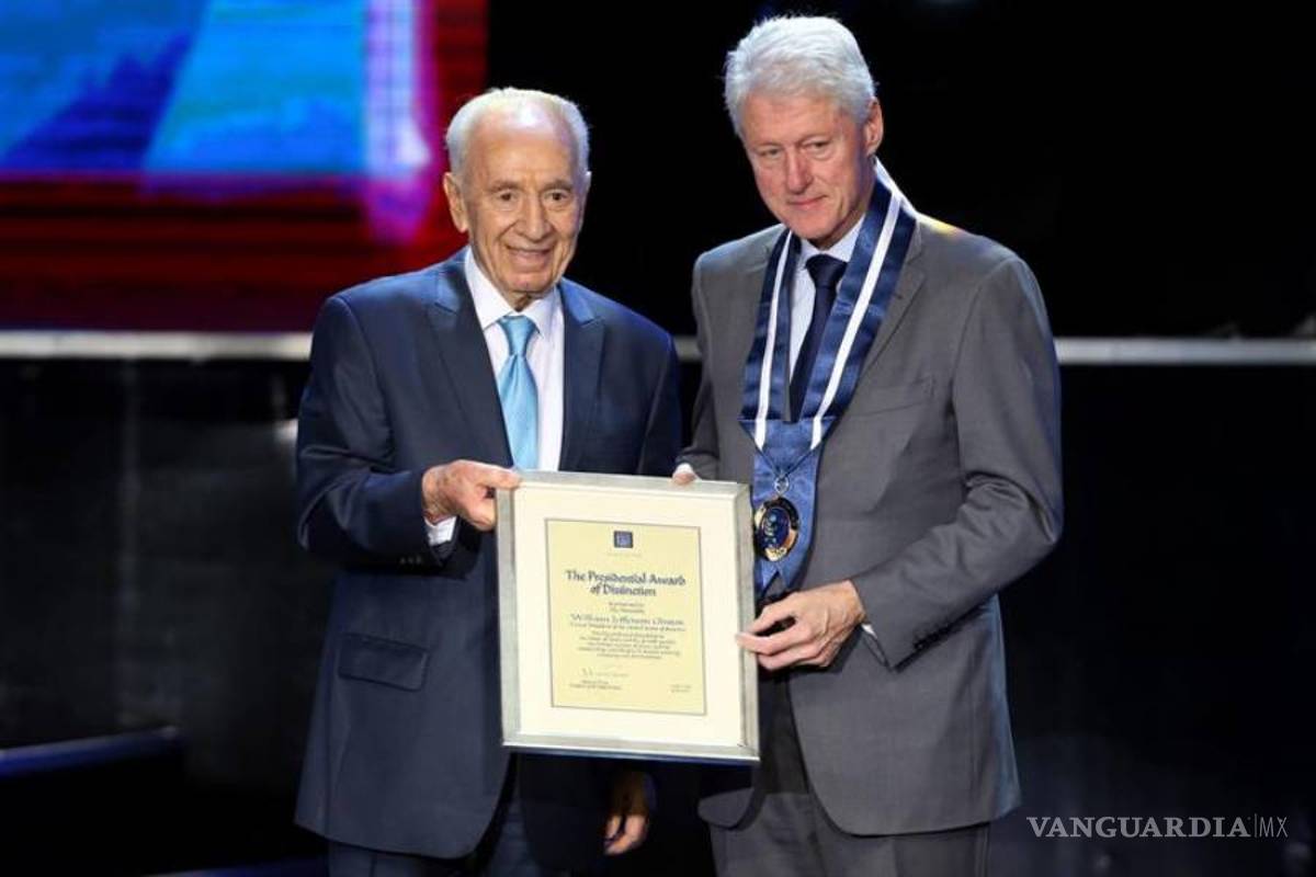 $!Shimon Peres, el hombre que buscó marcar el camino hacia la paz (fotos)