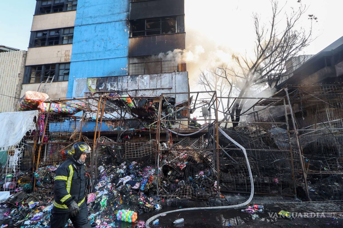 $!El siniestro generó una amplia movilización de cuerpos de emergencia durante la madrugada.