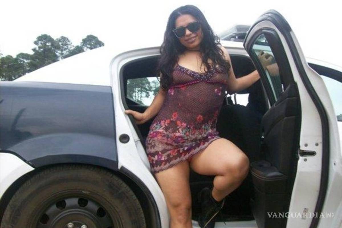 Policías del Mando Único usan patrulla para sesión de fotos “porno”