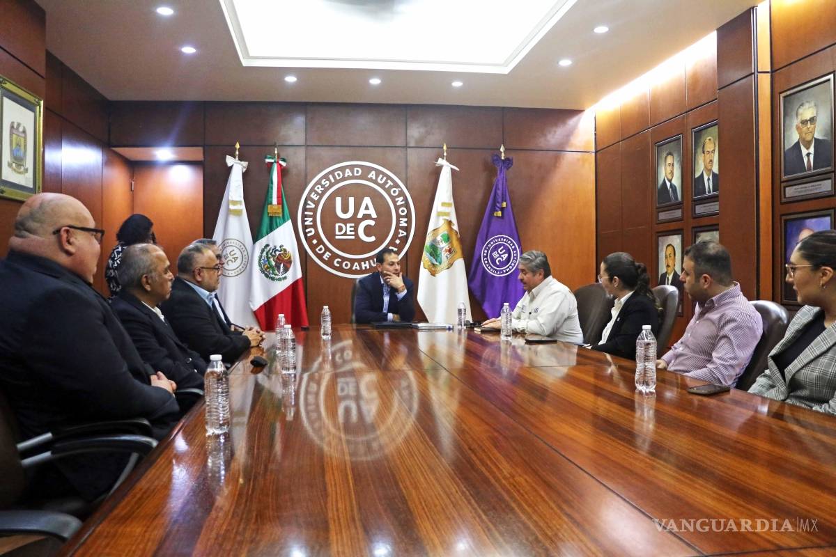 $!Autoridades universitarias y directivos de InnovaBienestar formalizaron una alianza para fortalecer proyectos científicos y tecnológicos en Coahuila.